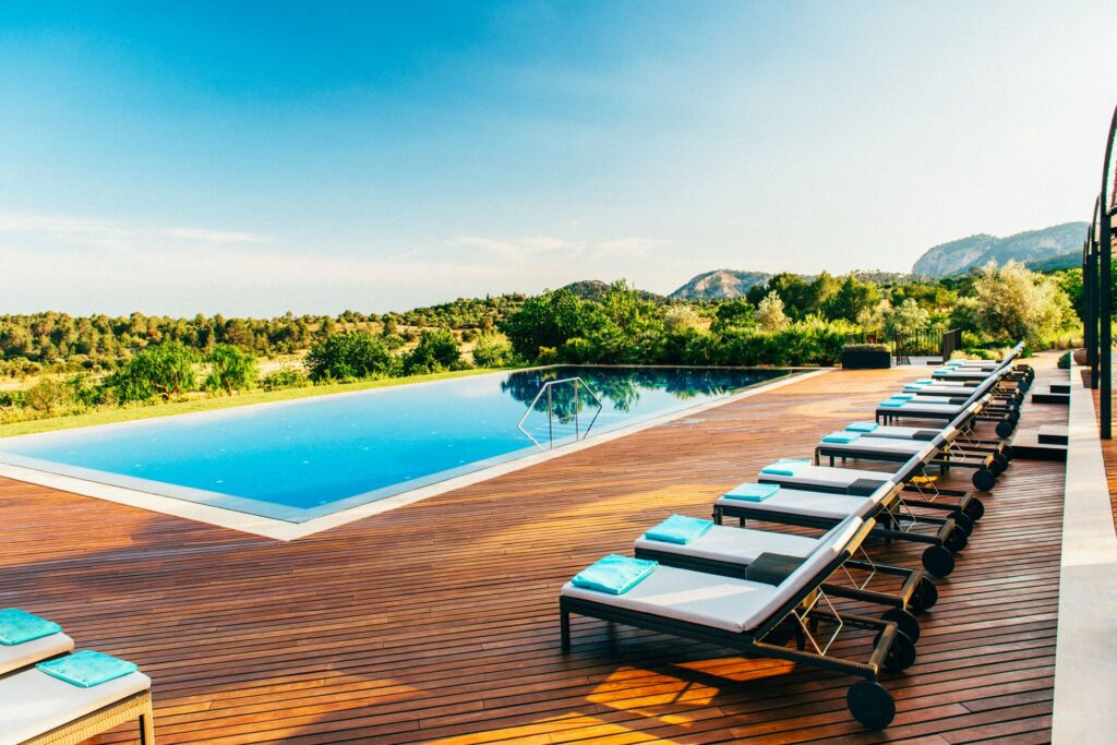 11-CastellSonClaret_image3