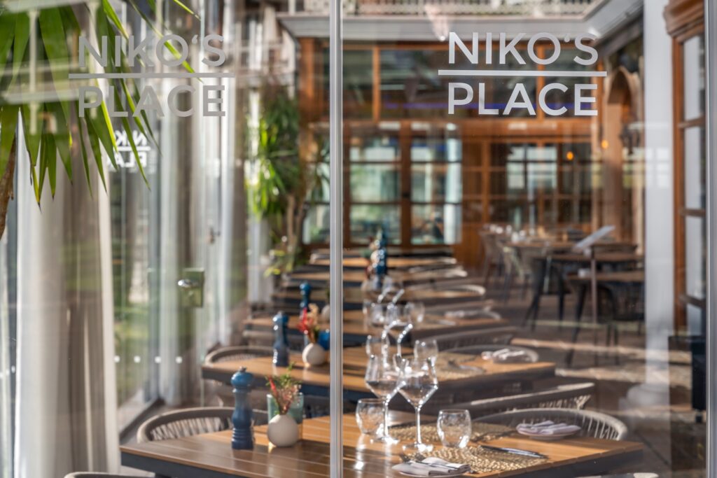 restaurant-mallorca-nikos-place-4